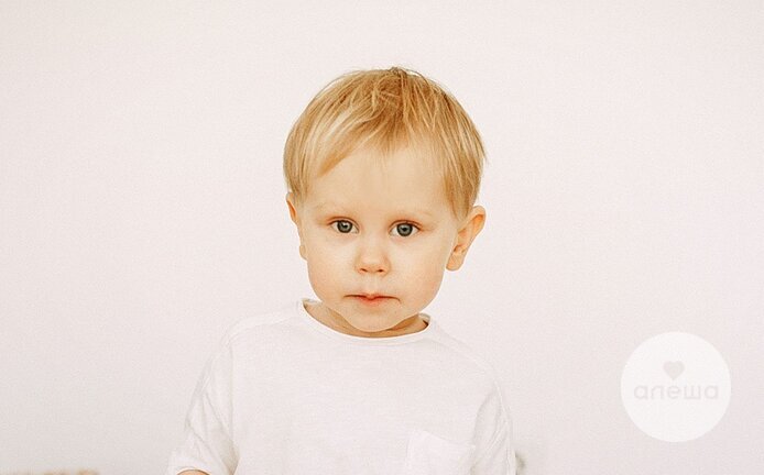 Ребенок 6 лет бледный. Фонд Алеша. Гарипо ер фото для детей светлый фон.